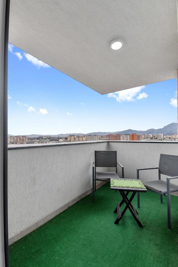 Modern In New Building With Panoramic View Διαμέρισμα Μπρασόβ Εξωτερικό φωτογραφία